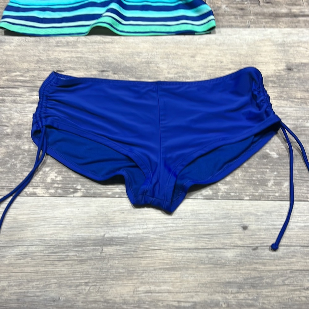 Tankini set - Picture 2 of 8